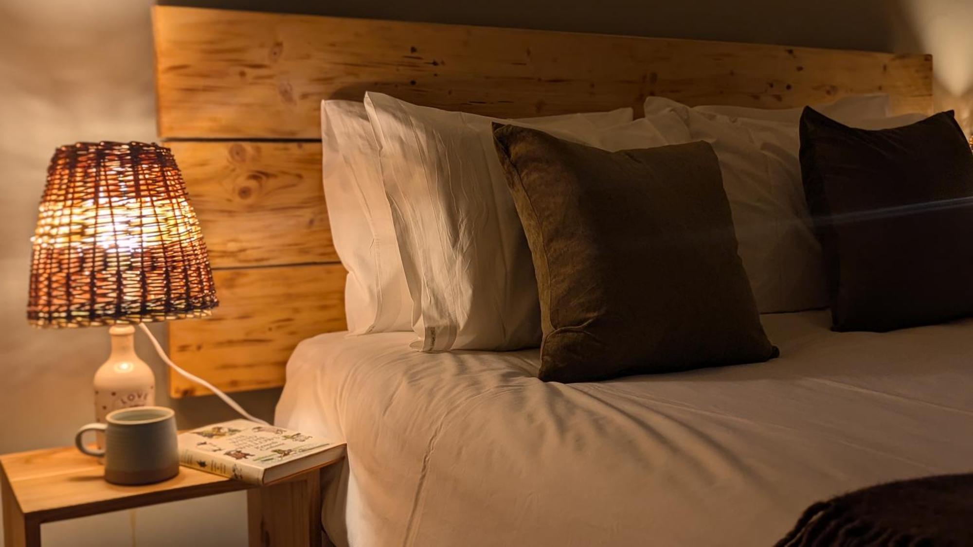 South Downs Eco Lodge & Camping East Meon Екстериор снимка